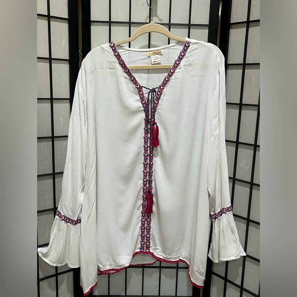 SWEET MAGNOLIA EMBROIDERED TRIM BOHO White Top/SWIM COVER UP SIZE XL